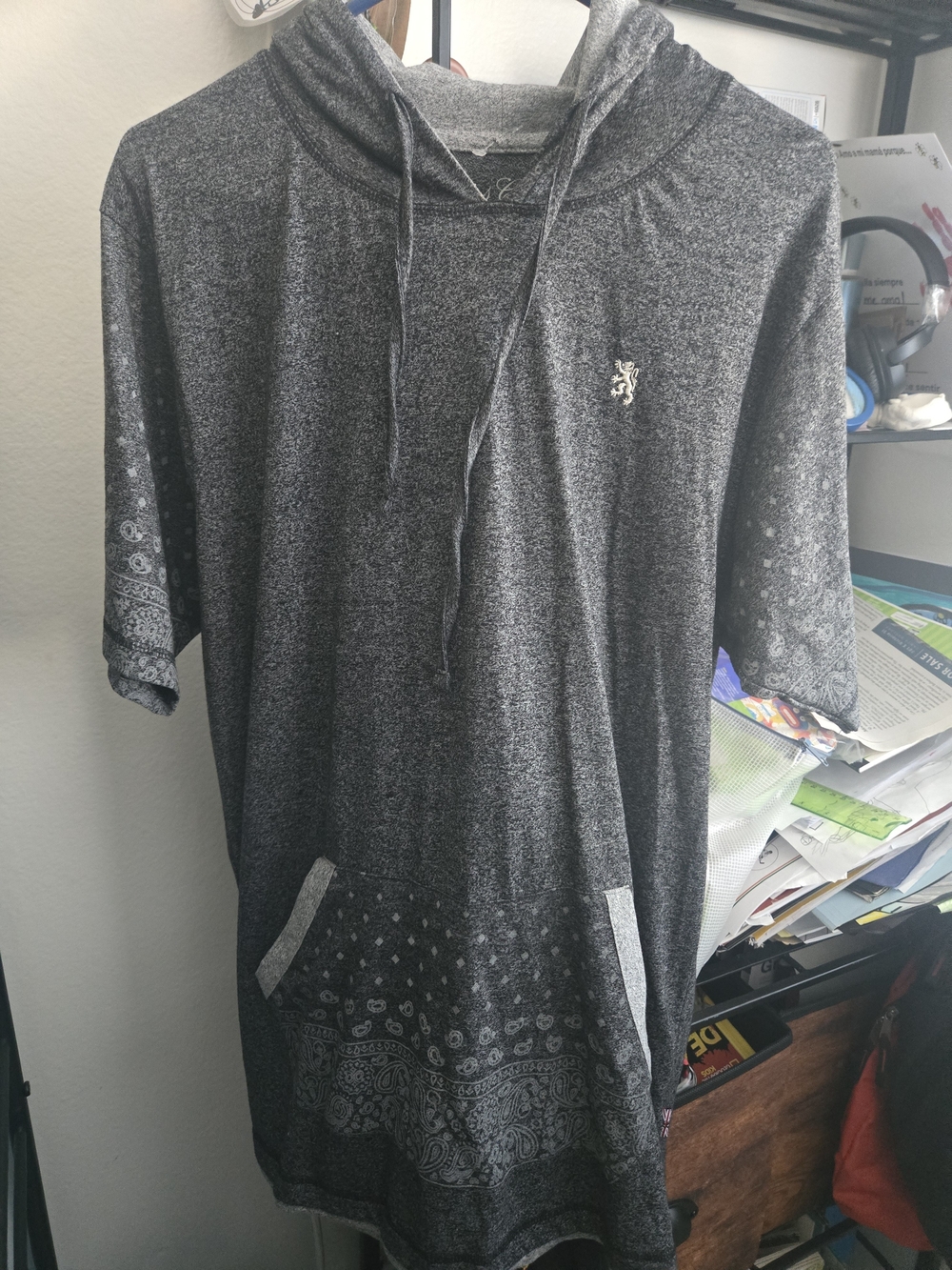 Men's Gray Hooded Short-Sleeve Shirt with Bandana Print